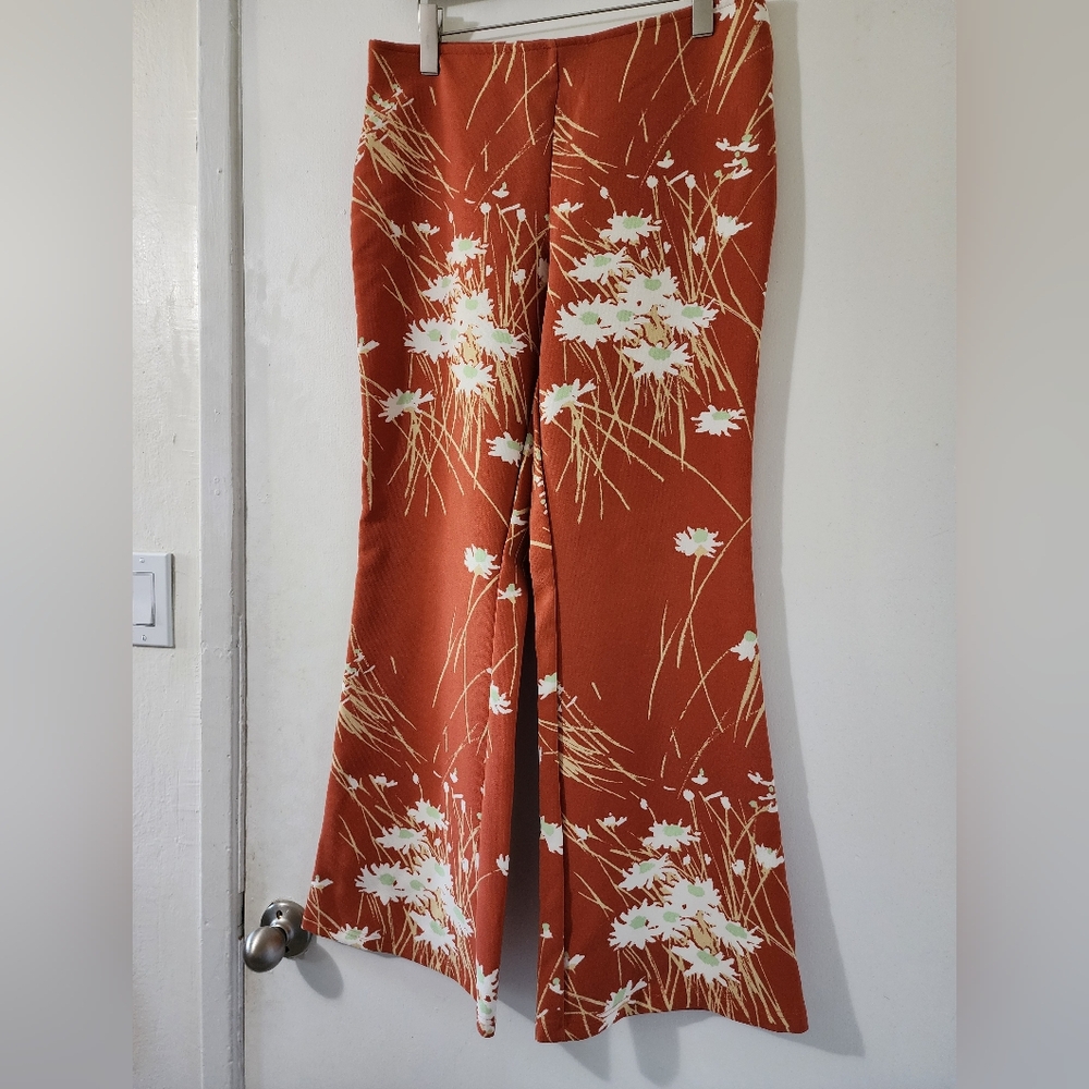 Urban Outfitters Y2K Style Low Rise Orange White Floral Flare Pants L - Picture 4 of 9